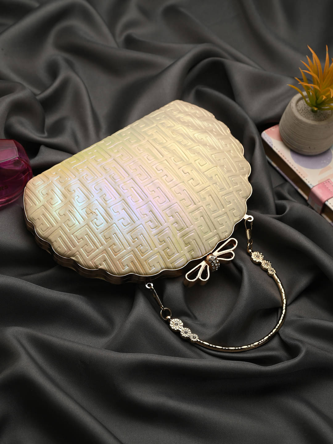     			Tooba Handicraft Cream Fabric Box Clutch