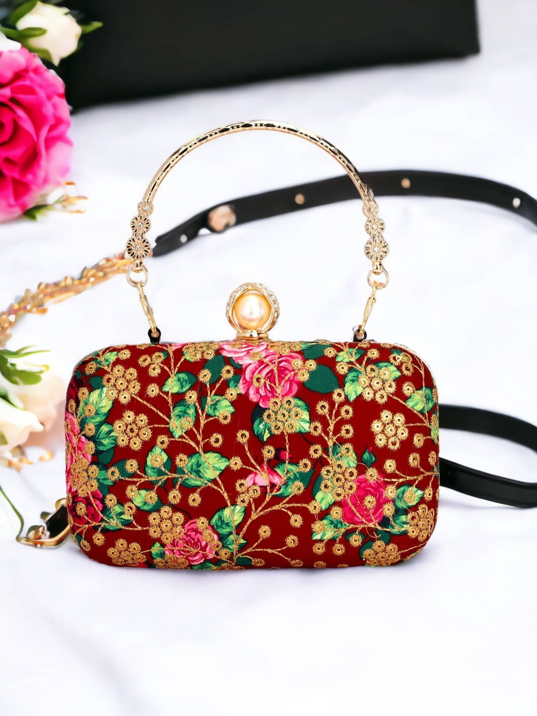     			Tooba Handicraft Multicolor Fabric Box Clutch
