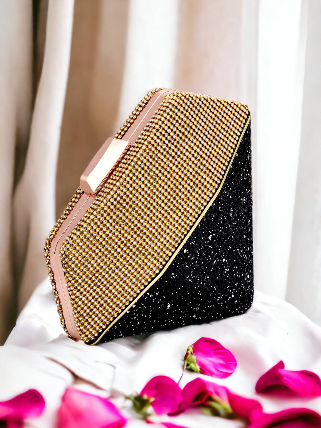     			Tooba Handicraft Multicolor Fabric Box Clutch