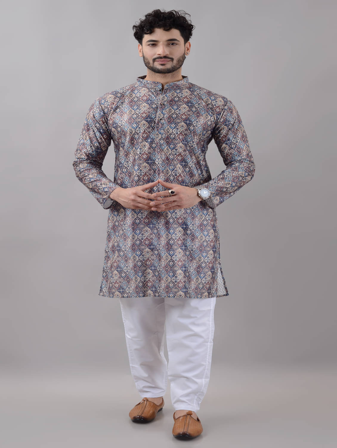 VILLAIN Green Viscose Men's Regular Kurta ( Pack of 1 ) VILLAIN Green Viscose Men's Regular Kurta ( Pack of 1 )