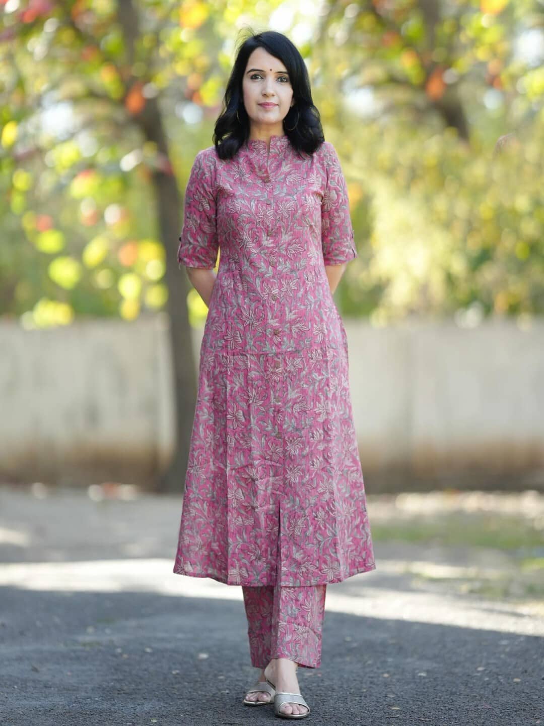 YAGNIK FASHION Women Cotton Solid Straight Kurti With Pants ( Pink )