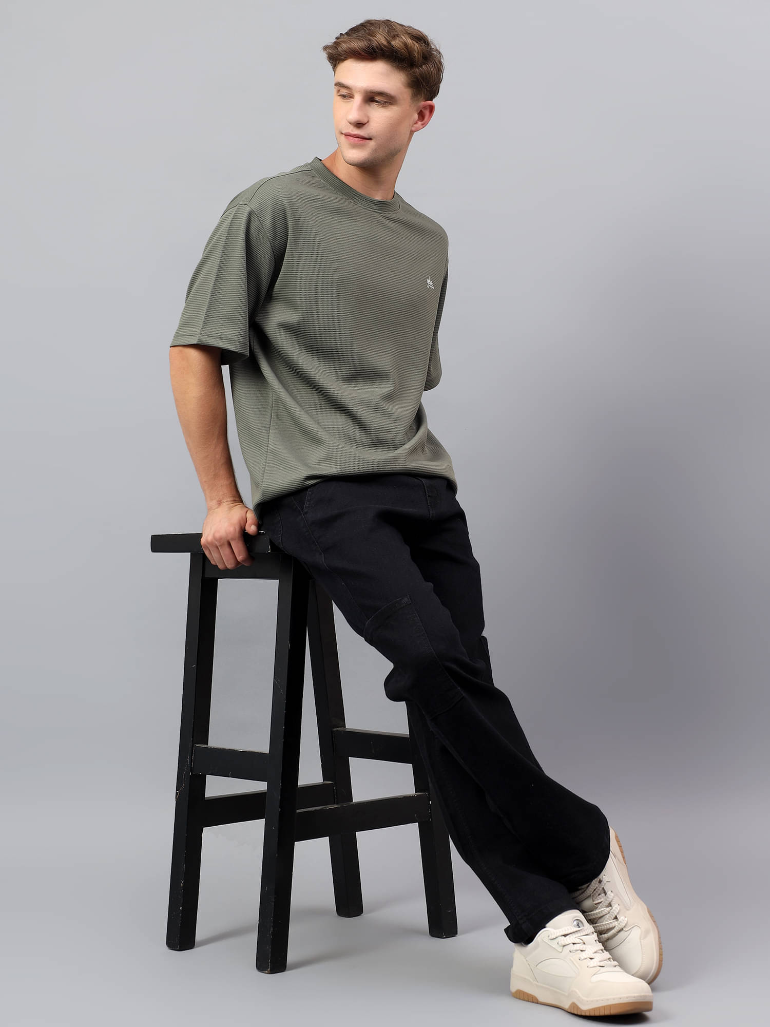     			YHA Men Cotton Blend Oversized Fit Solid T-Shirt ( Olive )