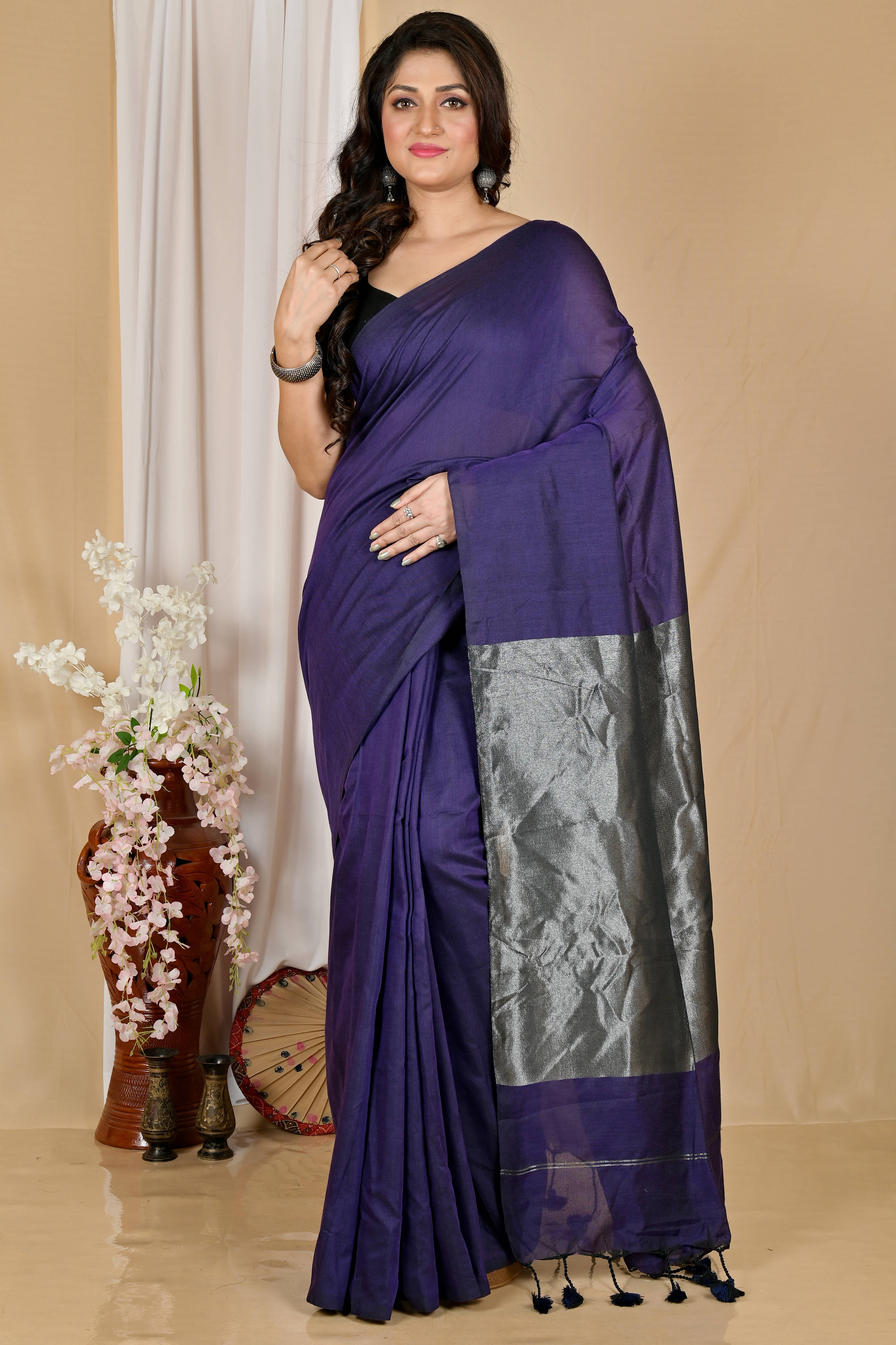 Zayraa Cotton Self Design Tant Saree With Unstitched Blouse Piece ( Blue ) Zayraa Cotton Self Design Tant Saree With Unstitched Blouse Piece ( Blue )