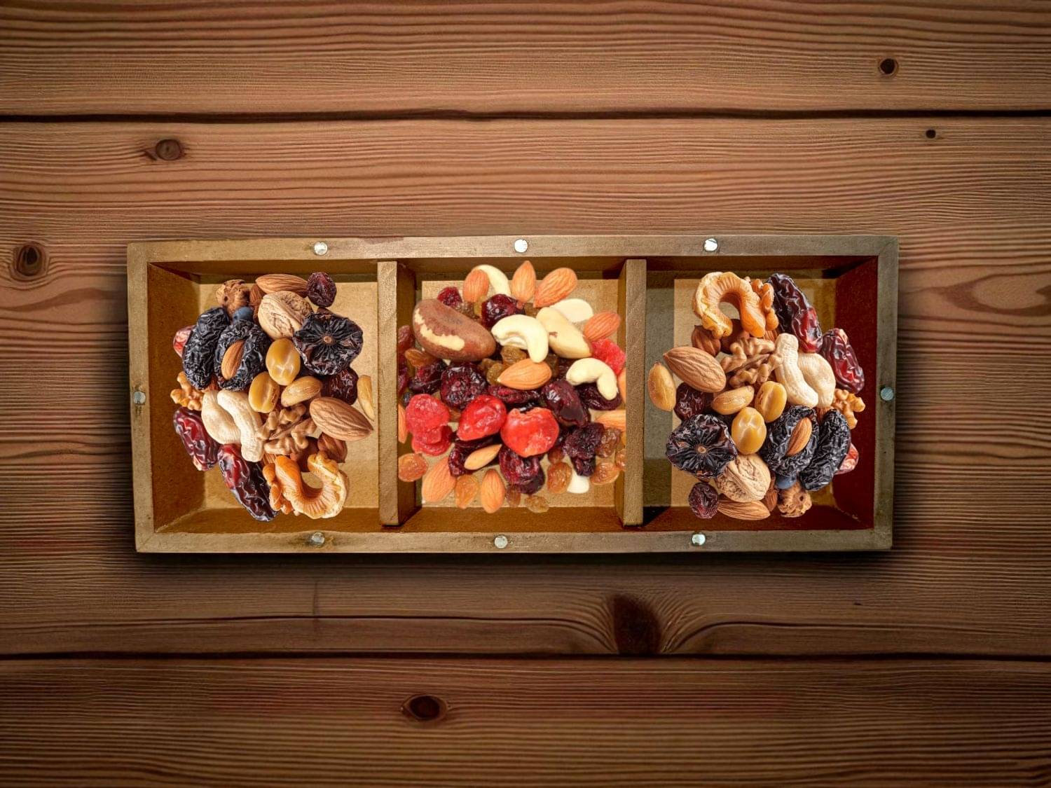 Dry Fruit Box with 3 Compartments Dry Fruit Box with 3 Compartments