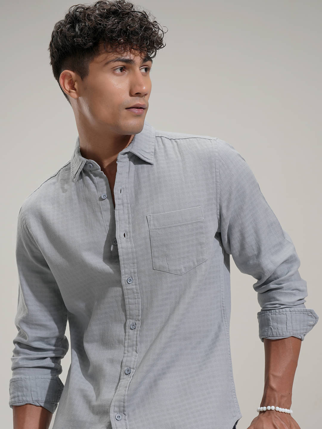 Highlander 100% Cotton Regular Fit Self Design Full Sleeves Men's Casual Shirt - Grey ( Pack of 1 ) Highlander 100% Cotton Regular Fit Self Design Full Sleeves Men's Casual Shirt - Grey ( Pack of 1 )