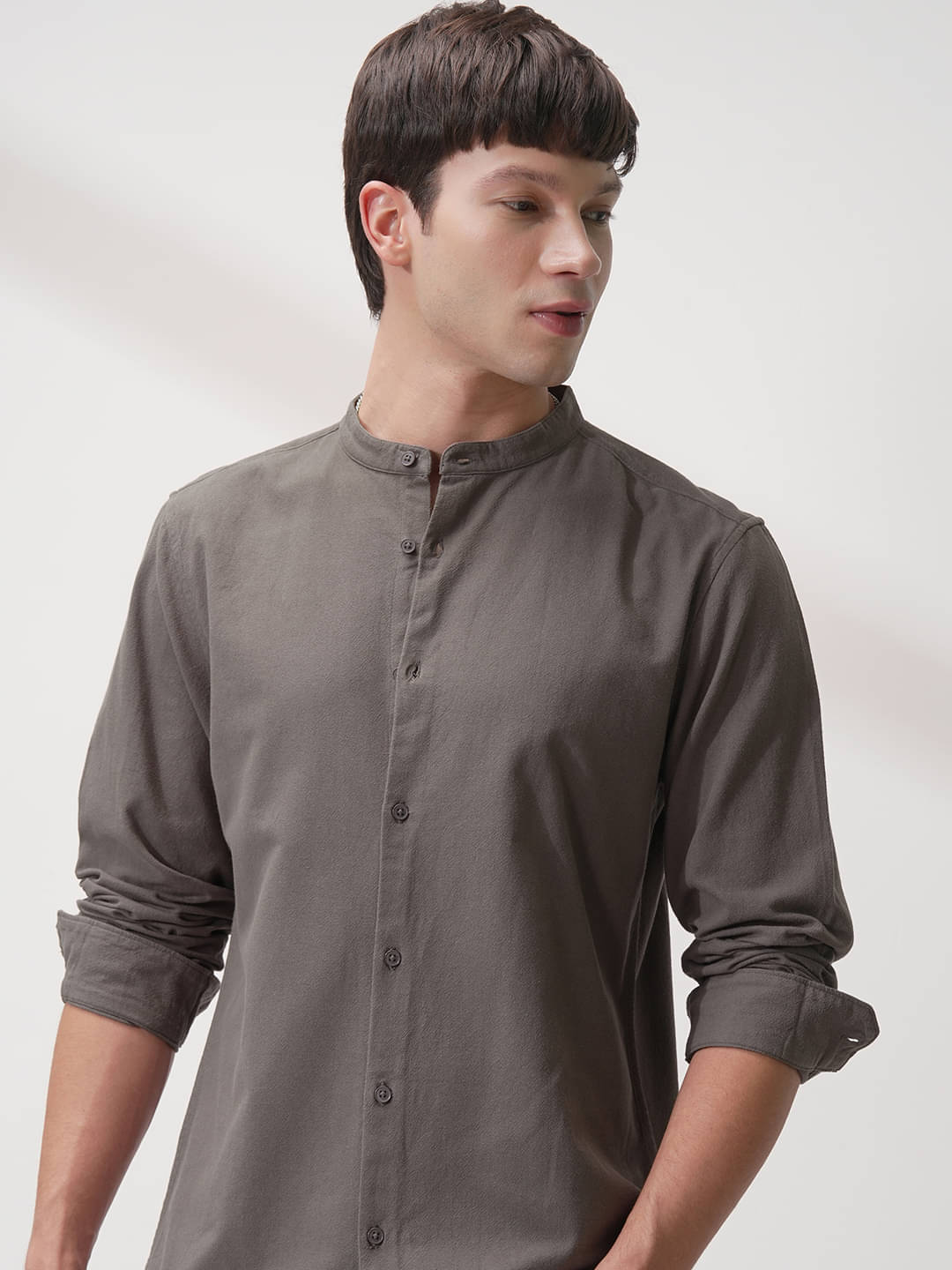     			Highlander 100% Cotton Regular Fit Self Design Full Sleeves Men's Casual Shirt - Dark Grey ( Pack of 1 )