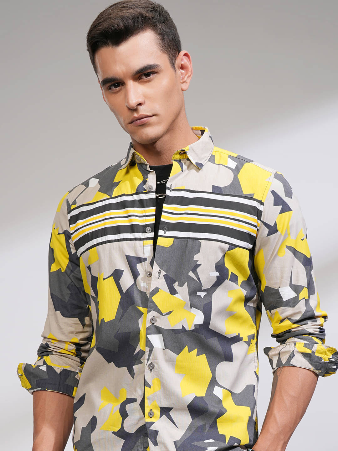 Highlander 100% Cotton Slim Fit Printed Full Sleeves Men's Casual Shirt - Olive ( Pack of 1 ) Highlander 100% Cotton Slim Fit Printed Full Sleeves Men's Casual Shirt - Olive ( Pack of 1 )