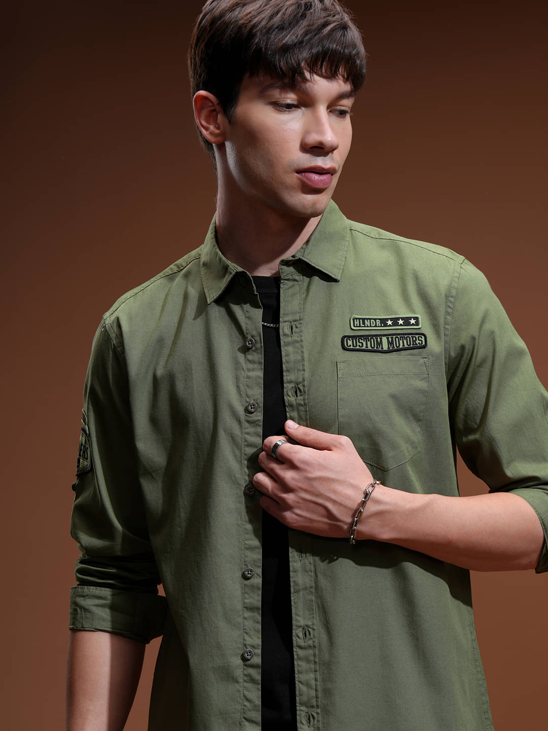 Highlander 100% Cotton Slim Fit Solids Full Sleeves Men's Casual Shirt - Green ( Pack of 1 ) Highlander 100% Cotton Slim Fit Solids Full Sleeves Men's Casual Shirt - Green ( Pack of 1 )
