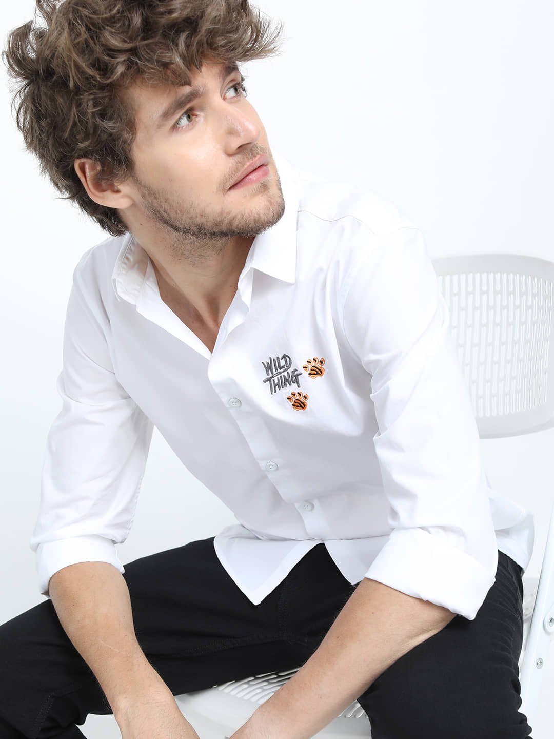 Highlander 100% Cotton Slim Fit Solids Full Sleeves Men's Casual Shirt - White ( Pack of 1 )