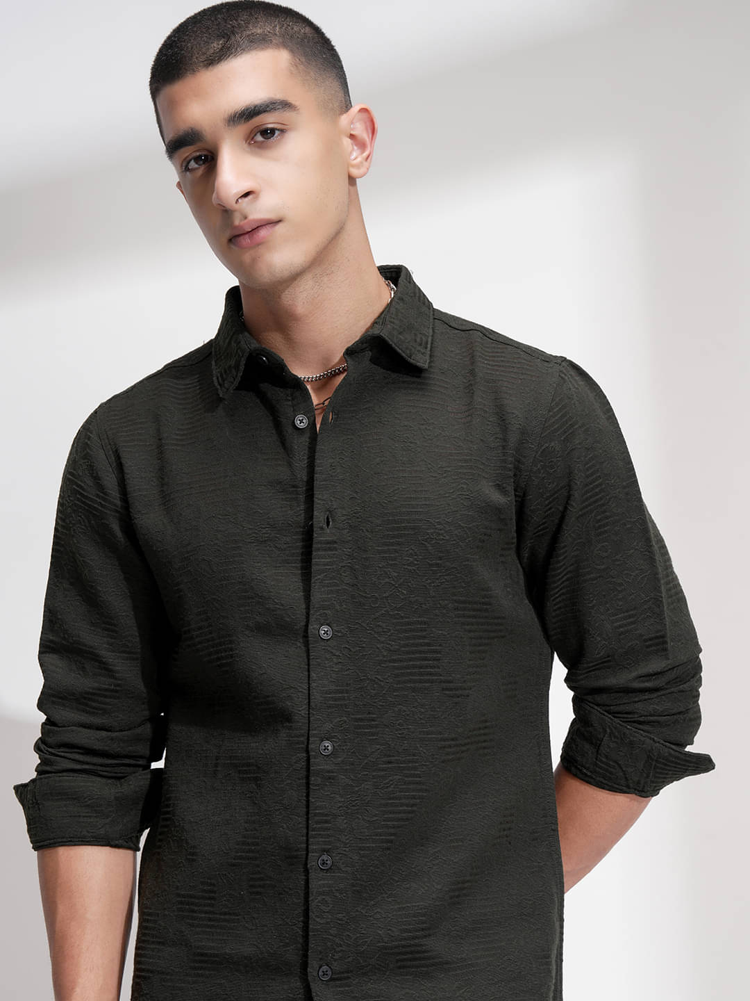 Highlander Cotton Blend Regular Fit Self Design Full Sleeves Men's Casual Shirt - Olive ( Pack of 1 ) Highlander Cotton Blend Regular Fit Self Design Full Sleeves Men's Casual Shirt - Olive ( Pack of 1 )