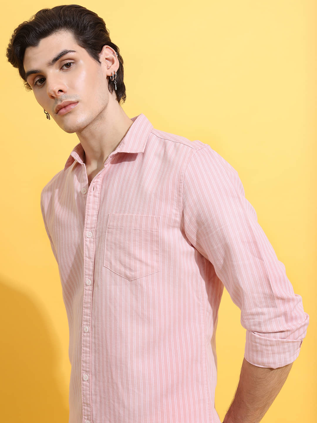 Highlander Cotton Blend Slim Fit Striped Full Sleeves Men's Casual Shirt - Pink ( Pack of 1 )