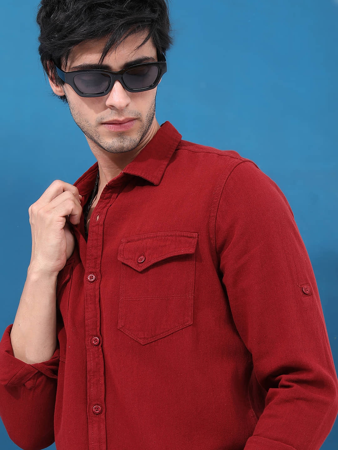 Highlander Cotton Blend Slim Fit Solids Full Sleeves Men's Casual Shirt - Maroon ( Pack of 1 )