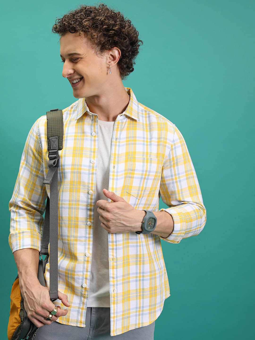     			Highlander Cotton Blend Slim Fit Checks Full Sleeves Men's Casual Shirt - Multicolor ( Pack of 1 )