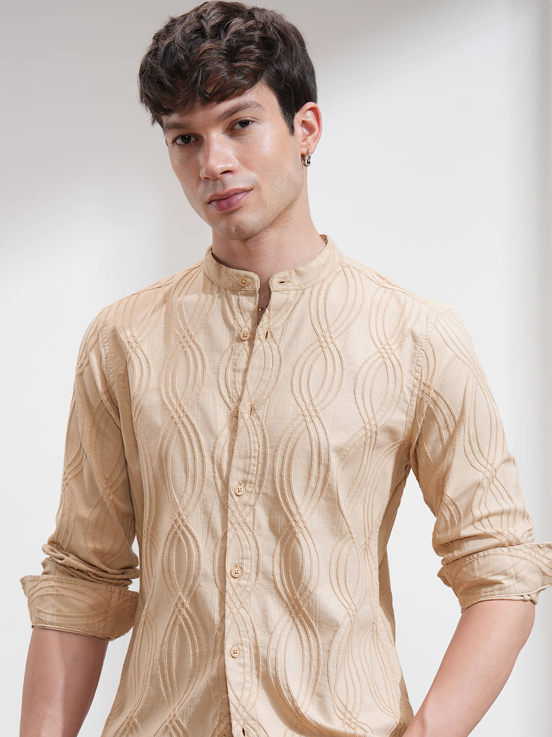 Highlander Cotton Blend Slim Fit Self Design Full Sleeves Men's Casual Shirt - Beige ( Pack of 1 )     			Highlander Cotton Blend Slim Fit Self Design Full Sleeves Men's Casual Shirt - Beige ( Pack of 1 )