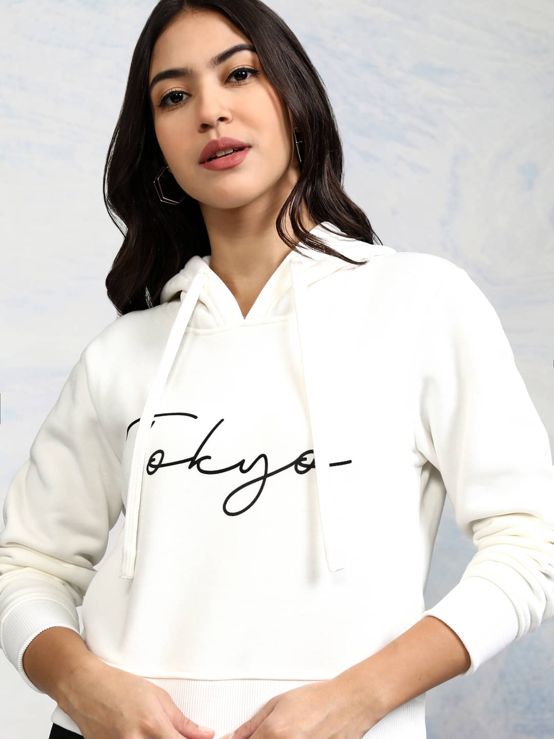 Tokyo Talkies Women Cotton Blend Sweatshirt ( Multicolor )     			Tokyo Talkies Women Cotton Blend Sweatshirt ( Multicolor )