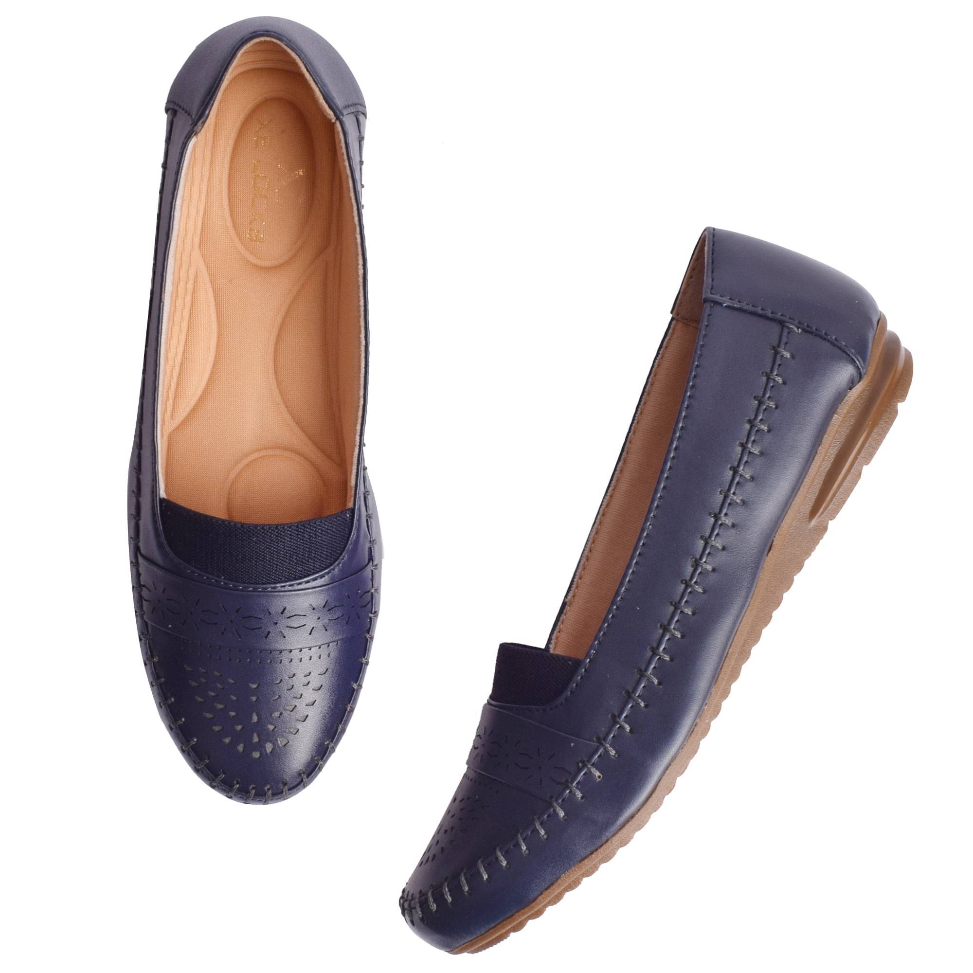 XE Looks Navy Women's Slip On Heels     			XE Looks Navy Women's Slip On Heels