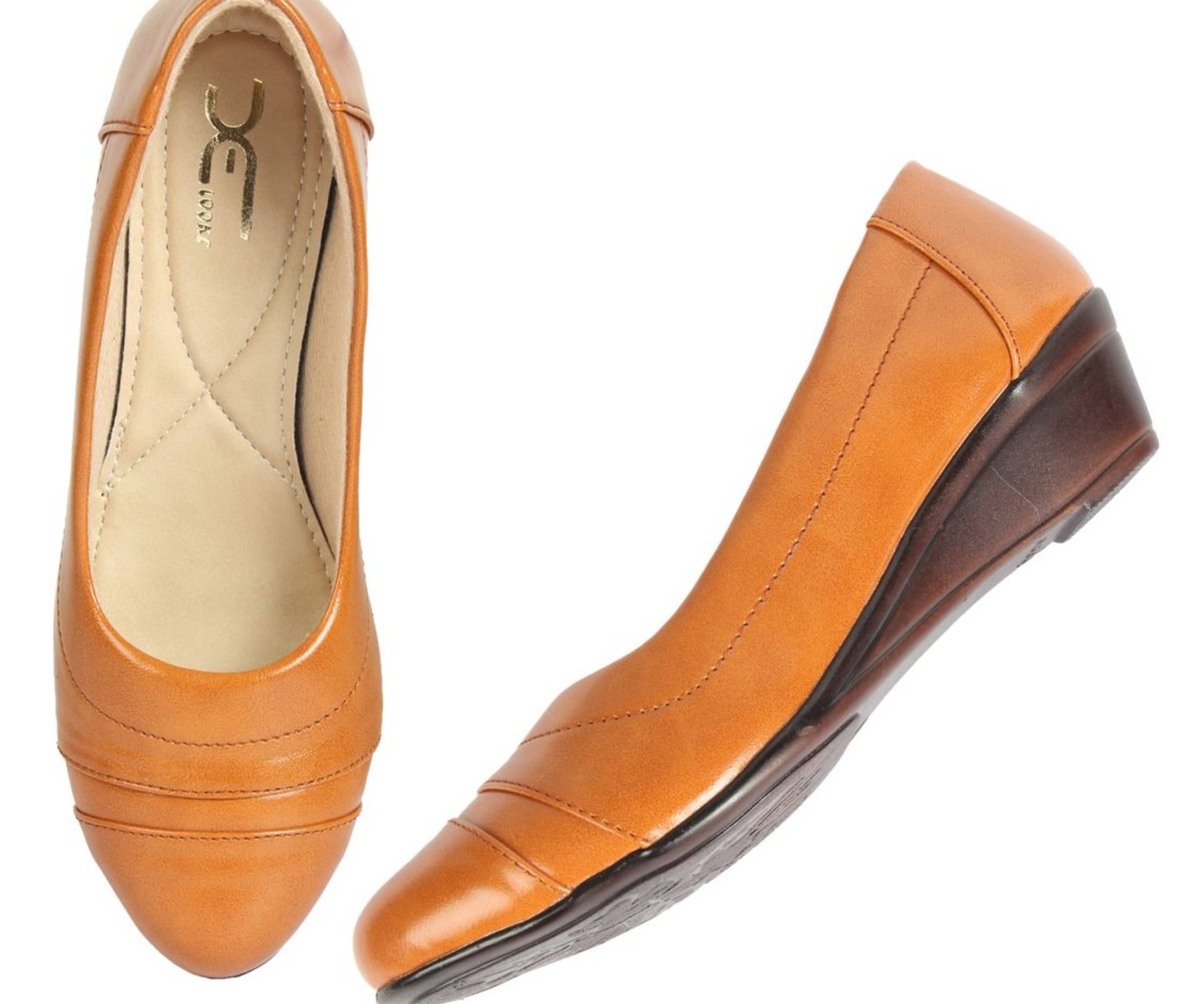     			XE Looks Tan Women's Slip On Heels