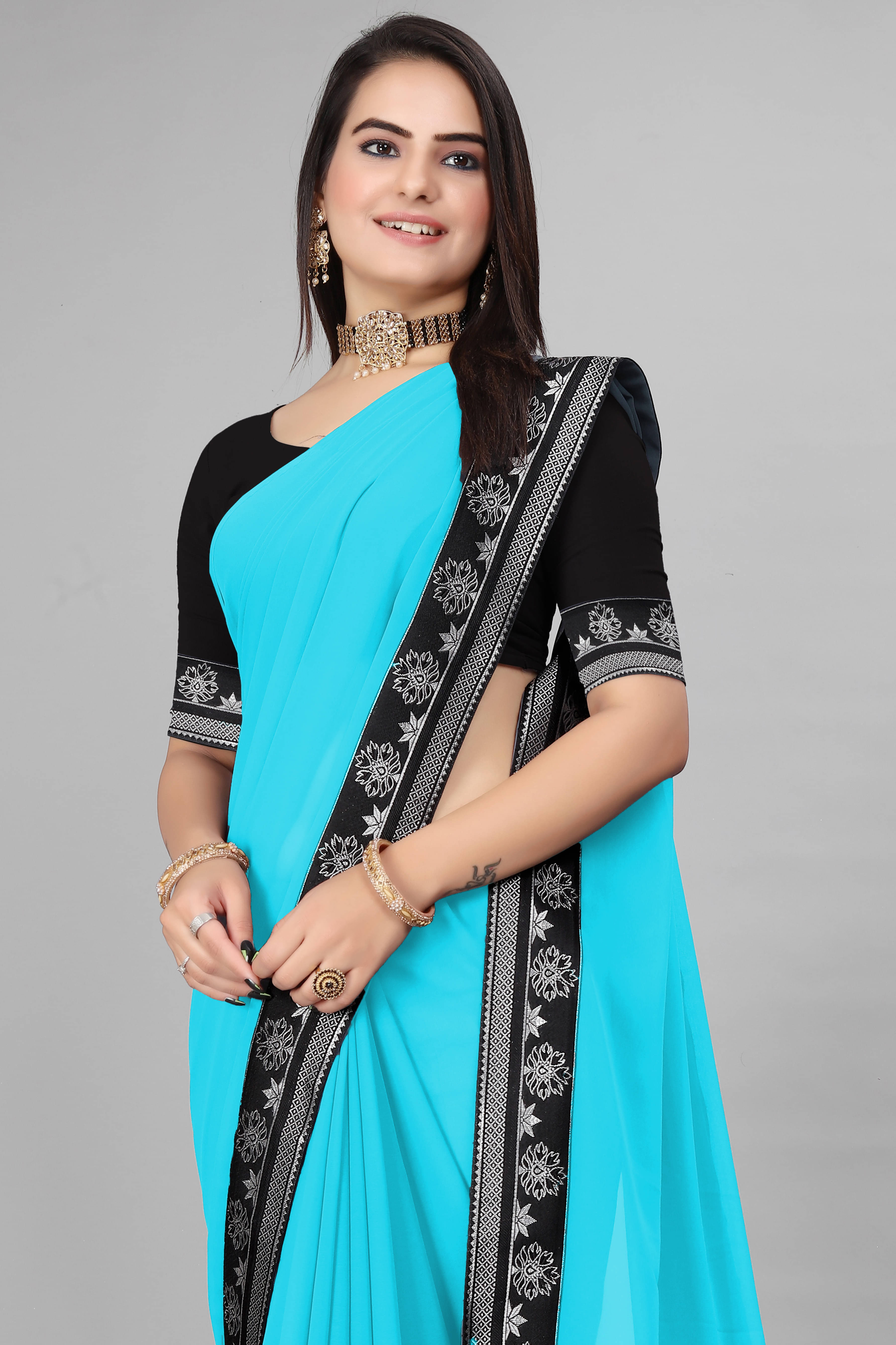 Aai Shree Khodiyar Georgette Solid Saree With Unstitched Blouse Piece ( Pink )     			Aai Shree Khodiyar Georgette Solid Saree With Unstitched Blouse Piece ( Pink )