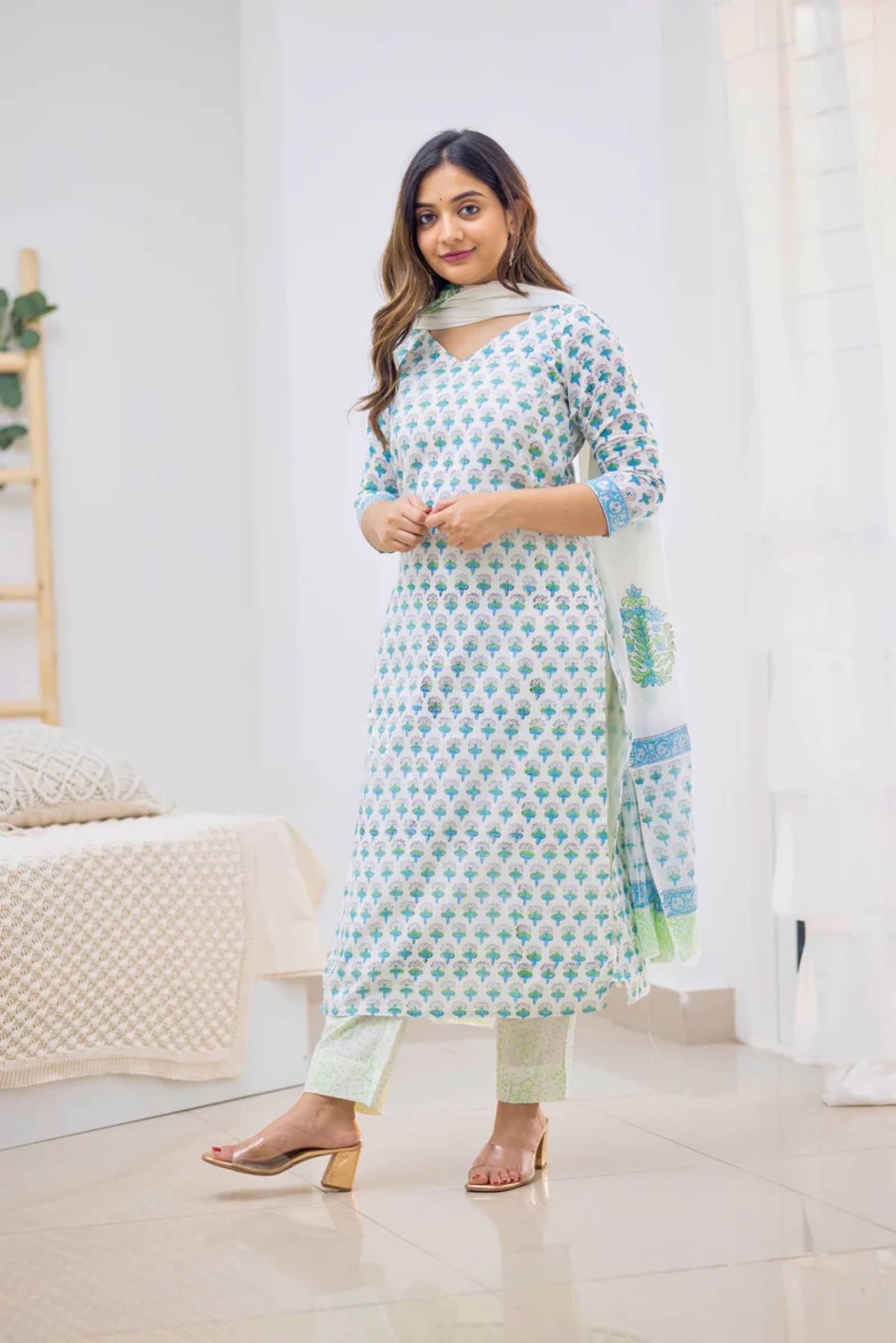 THE FAB FACTORY Women Cotton Blend Printed A-line Kurti With Pants ( White ) THE FAB FACTORY Women Cotton Blend Printed A-line Kurti With Pants ( White )