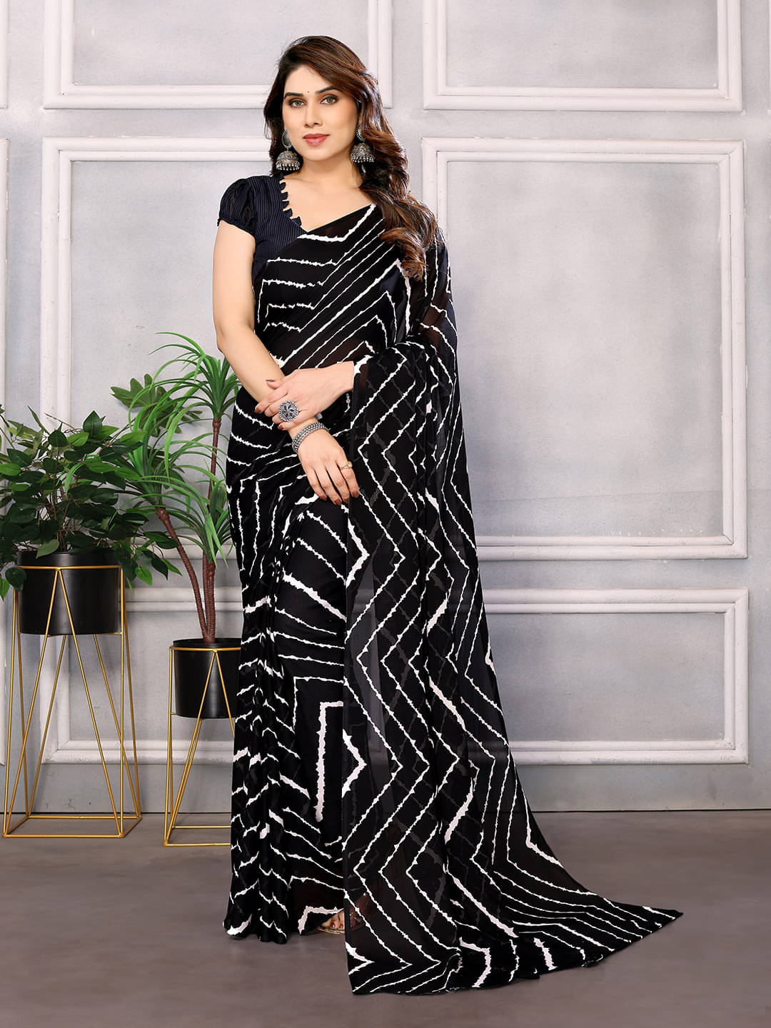 ANAND SAREES Georgette Printed Leheriya Saree With Unstitched Blouse Piece ( Black ) ANAND SAREES Georgette Printed Leheriya Saree With Unstitched Blouse Piece ( Black )