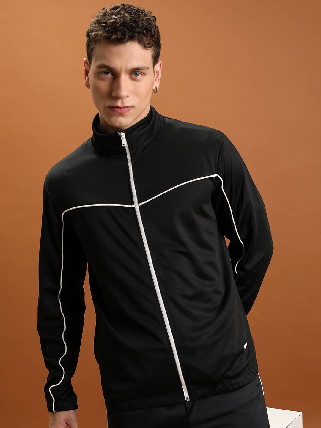     			Highlander Polyester Blend High Neck Men's Sweatshirt - Black ( Pack of 1 )