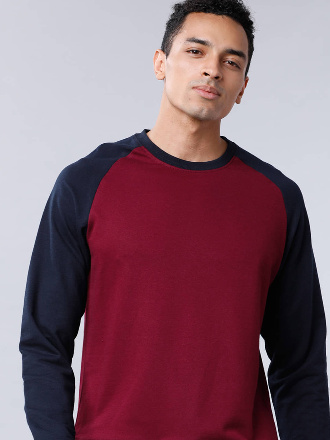 Highlander Polyester Round Neck Men's Sweatshirt - Multicolor ( Pack of 1 )     			Highlander Polyester Round Neck Men's Sweatshirt - Multicolor ( Pack of 1 )