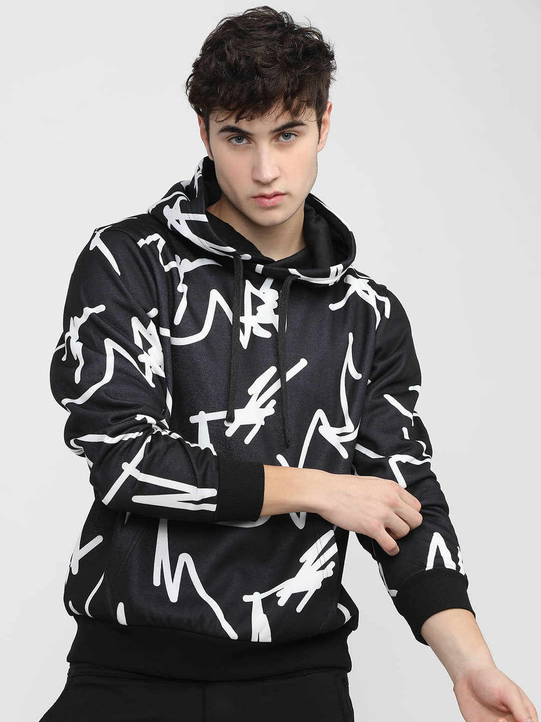 Highlander Polyester Round Neck Men's Sweatshirt - Black ( Pack of 1 )