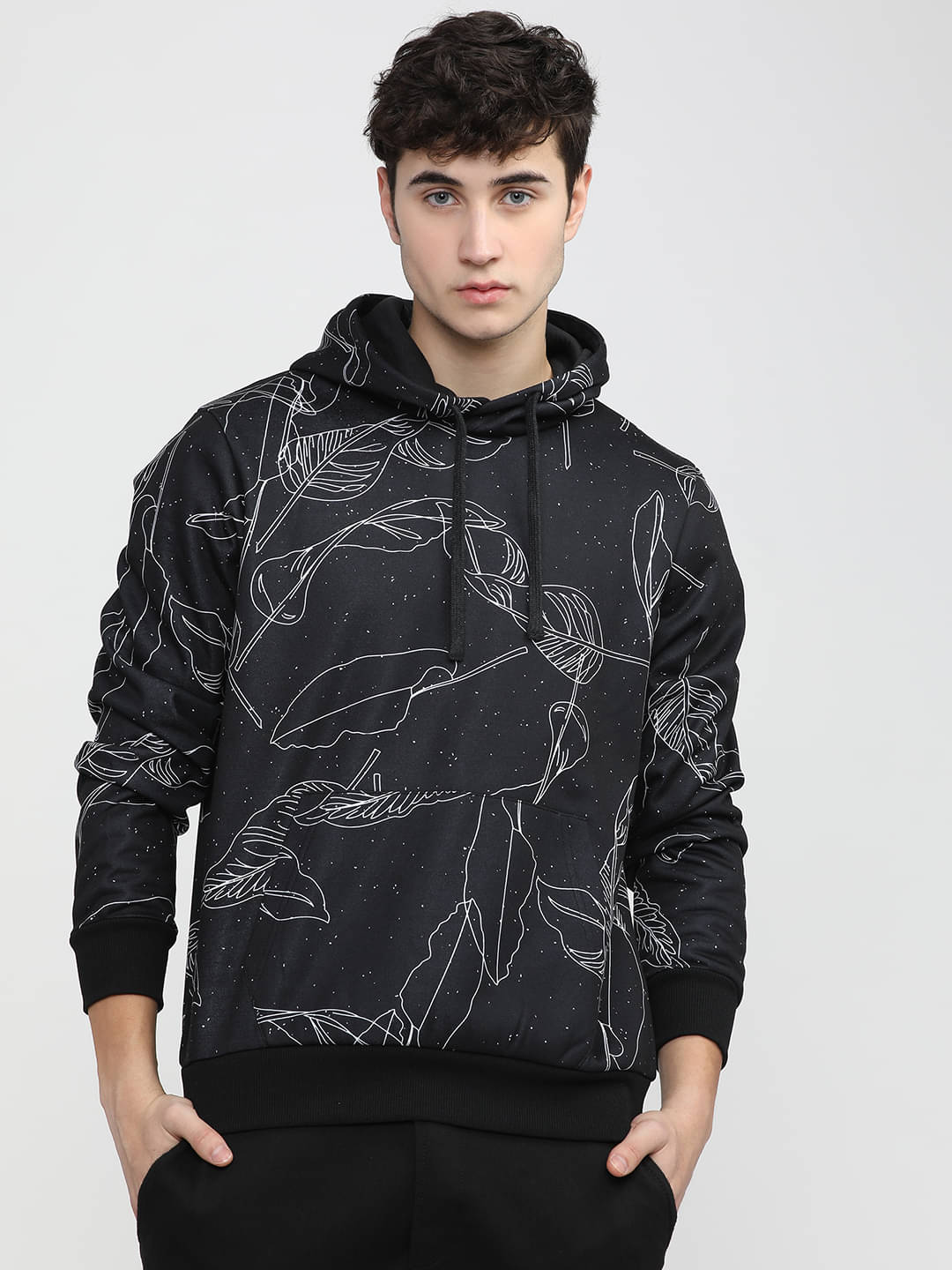     			Highlander Polyester Round Neck Men's Sweatshirt - Black ( Pack of 1 )