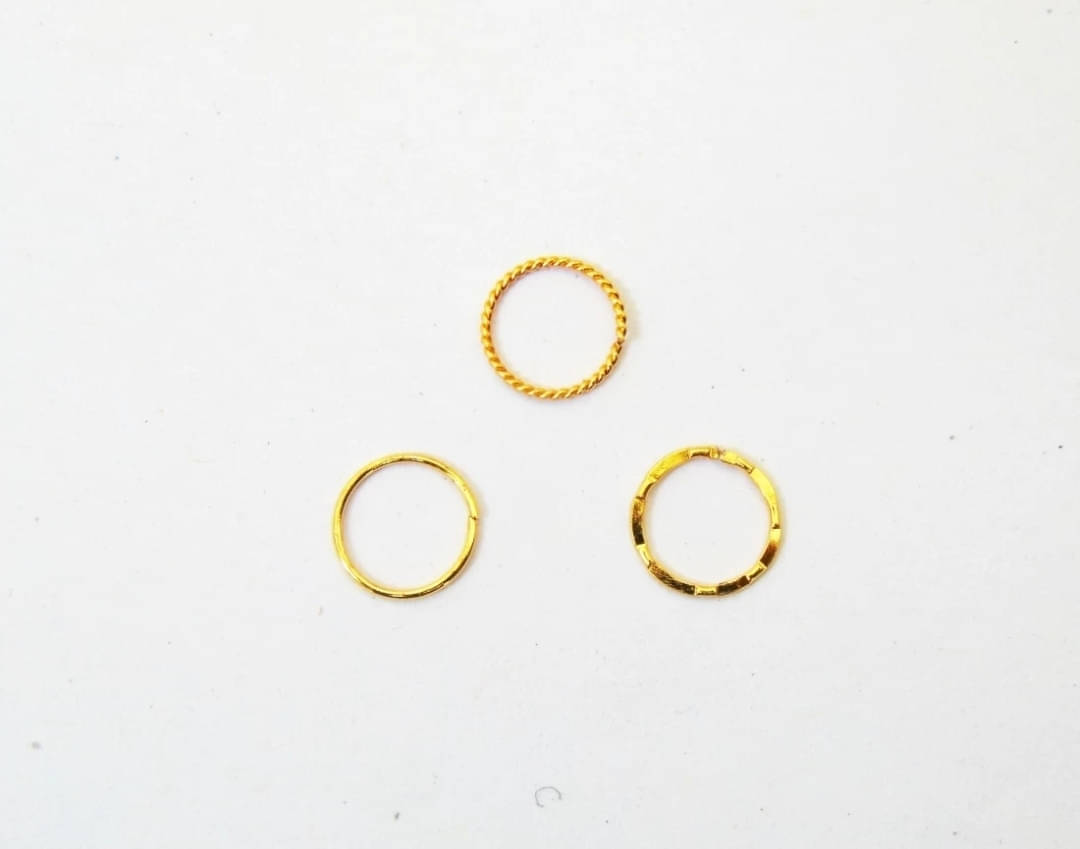 Nayabbazaar Diamond Gold-plated Plated Alloy Nose Ring () Nayabbazaar Diamond Gold-plated Plated Alloy Nose Ring ()