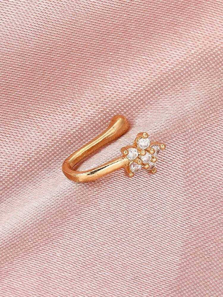 RENU CREATION Gold-plated Plated Alloy, Brass, Metal Nose Stud () RENU CREATION Gold-plated Plated Alloy, Brass, Metal Nose Stud ()