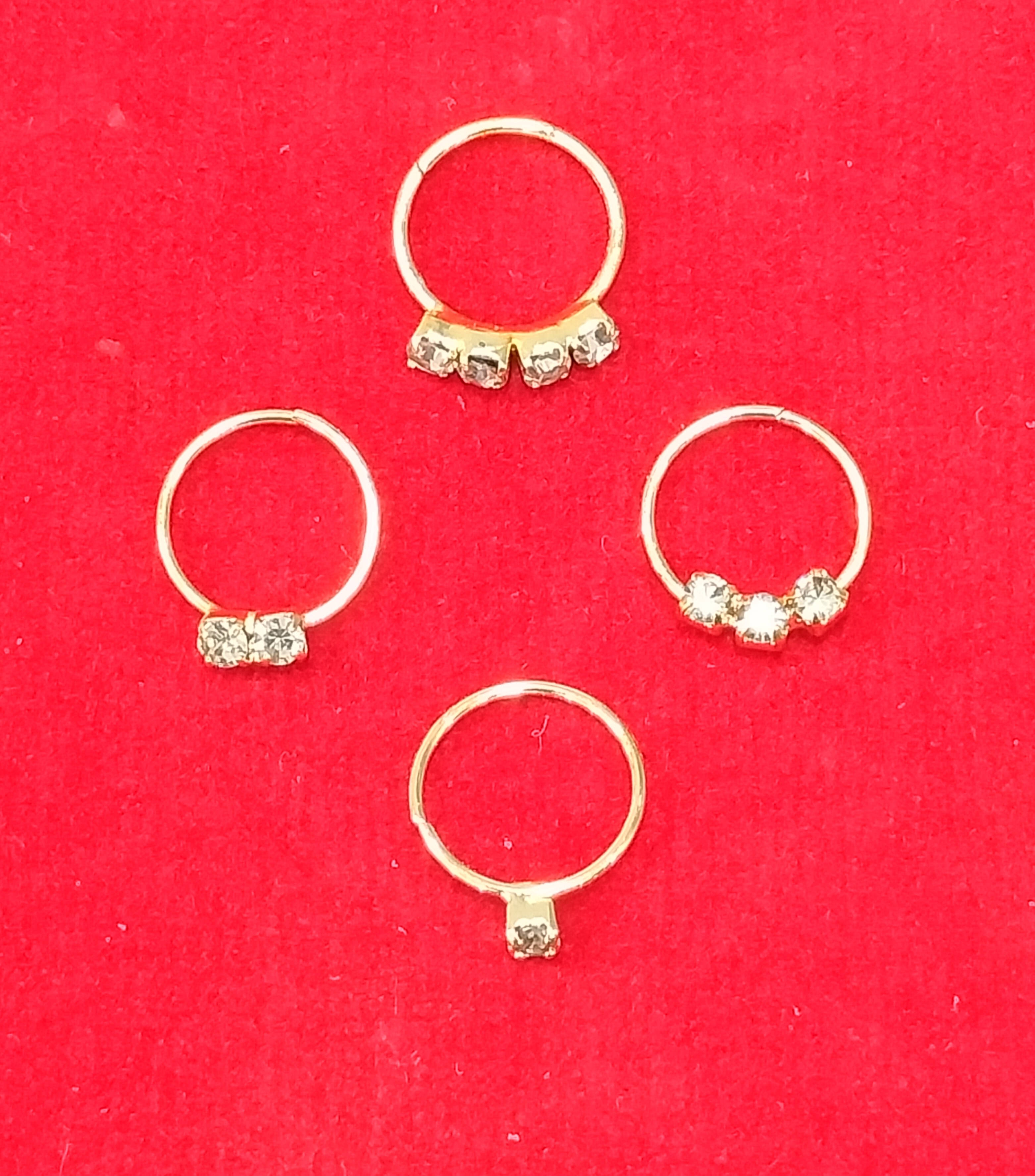 Renu Creations Diamond Gold-plated Plated Alloy Nose Ring () Renu Creations Diamond Gold-plated Plated Alloy Nose Ring ()