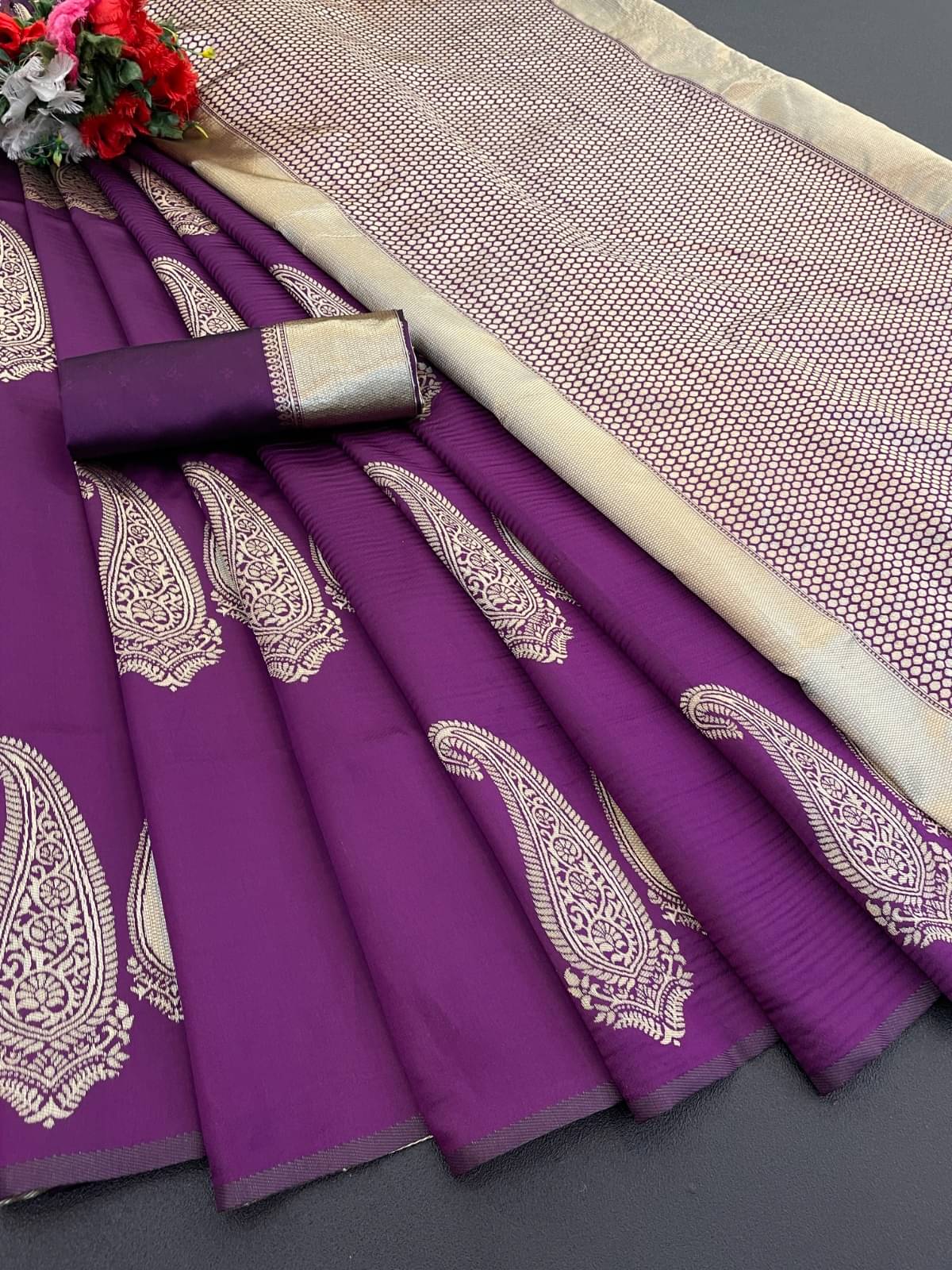 SHIRODHARI Art Silk Woven Kanjeevaram Sarees With Unstitched Blouse Piece ( Purple ) SHIRODHARI Art Silk Woven Kanjeevaram Sarees With Unstitched Blouse Piece ( Purple )