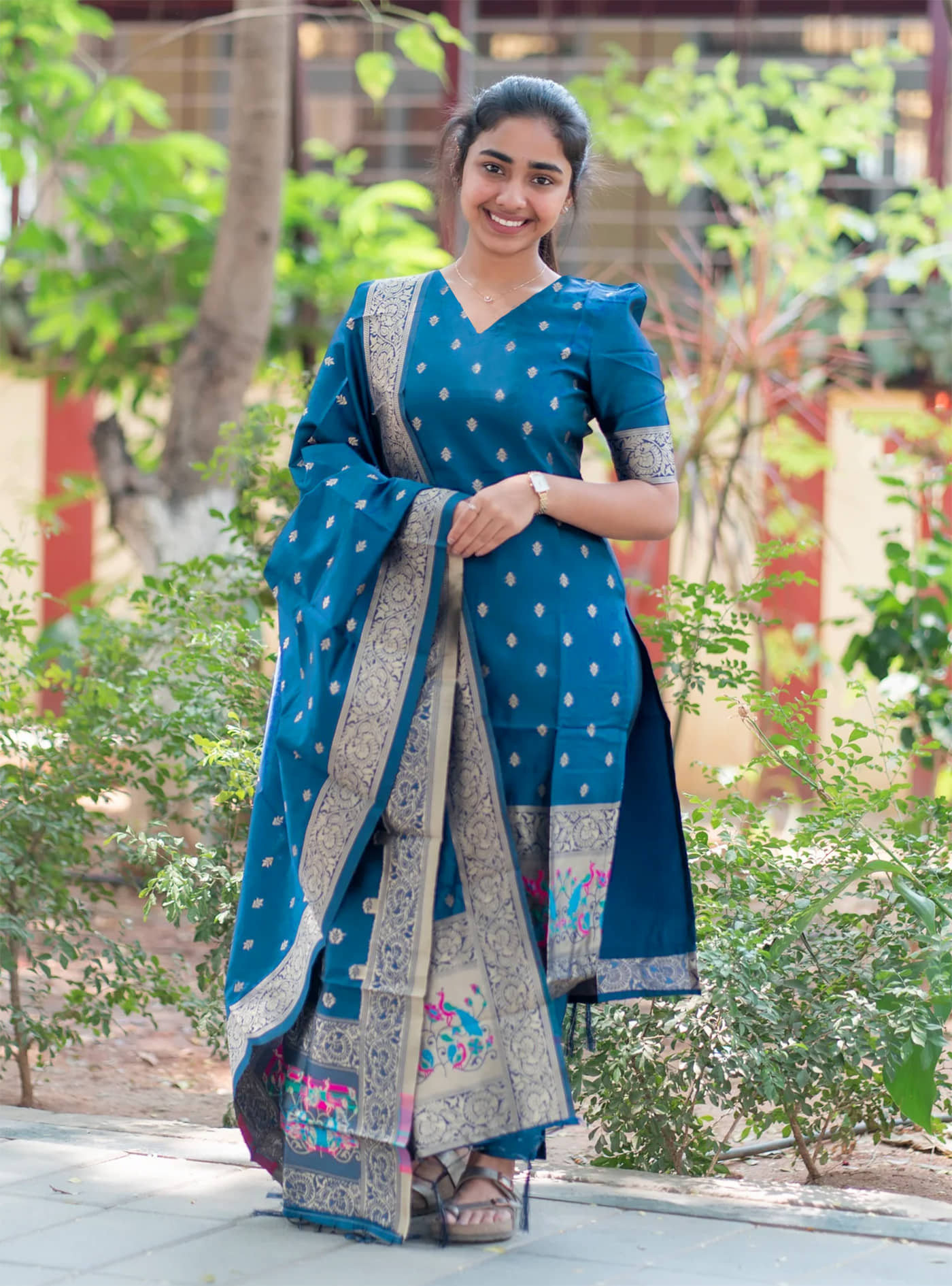 kedar fab Women Silk Self Design Straight Kurti With Pants ( Blue )