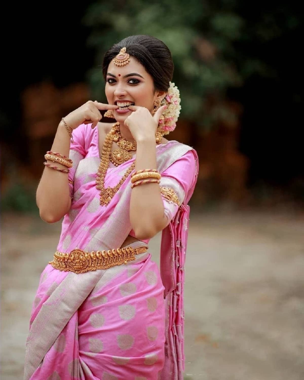 Gazal Fashions Silk Woven Banarasi saree With Unstitched Blouse Piece ( Pink ) - Sarees | Buy online on ZillyBuy