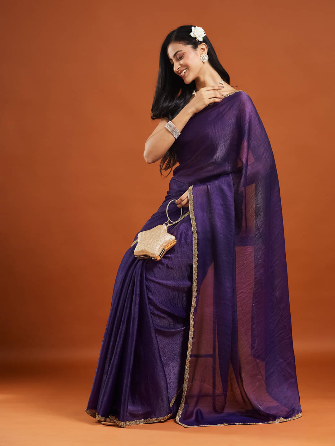     			Indy Bliss Chiffon Solid Saree With Unstitched Blouse Piece ( Lavender )