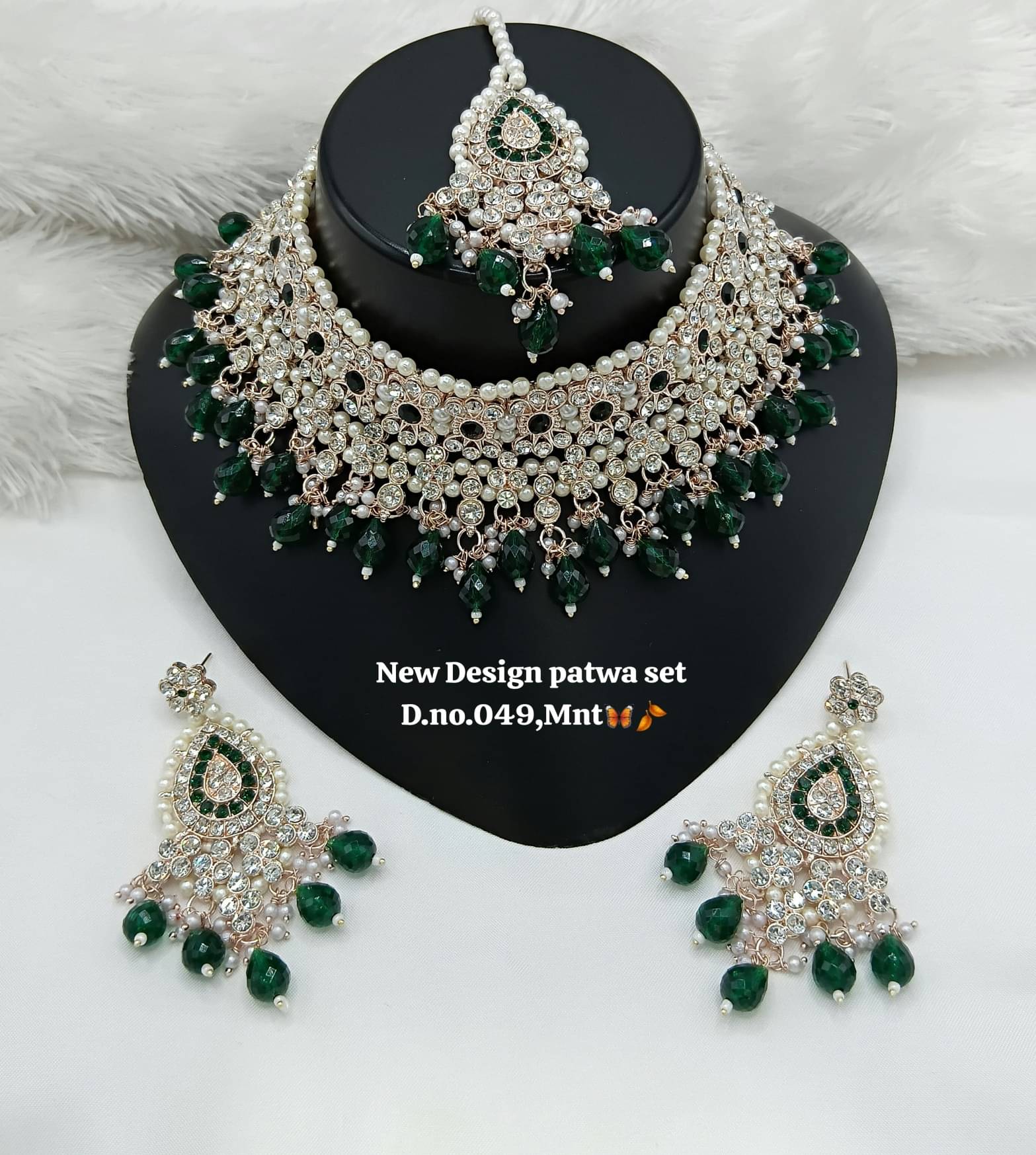    			Padmavati Bangles Green Alloy Necklace Set ( Pack of 1 )