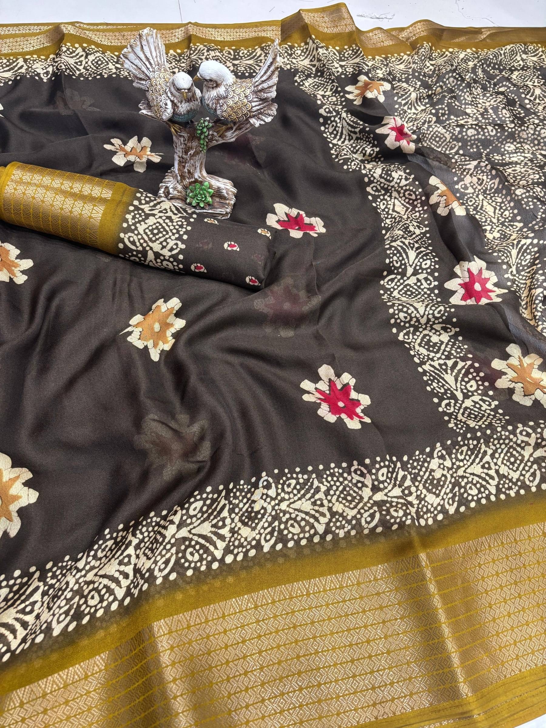     			Shree Mahantam Cotton Printed Saree With Unstitched Blouse Piece ( Grey )
