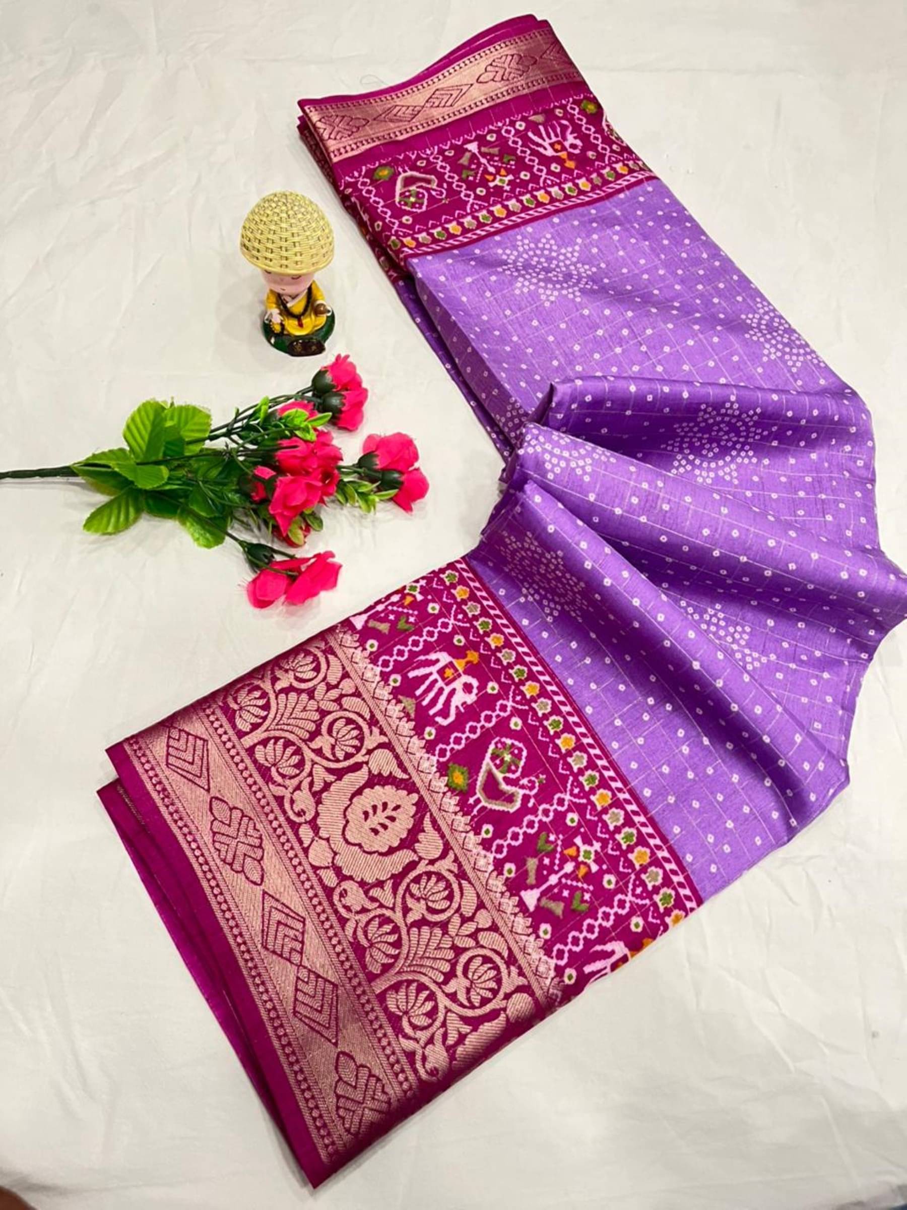 Shree Mahantam Cotton Printed Saree With Unstitched Blouse Piece ( Lavender ) Shree Mahantam Cotton Printed Saree With Unstitched Blouse Piece ( Lavender )