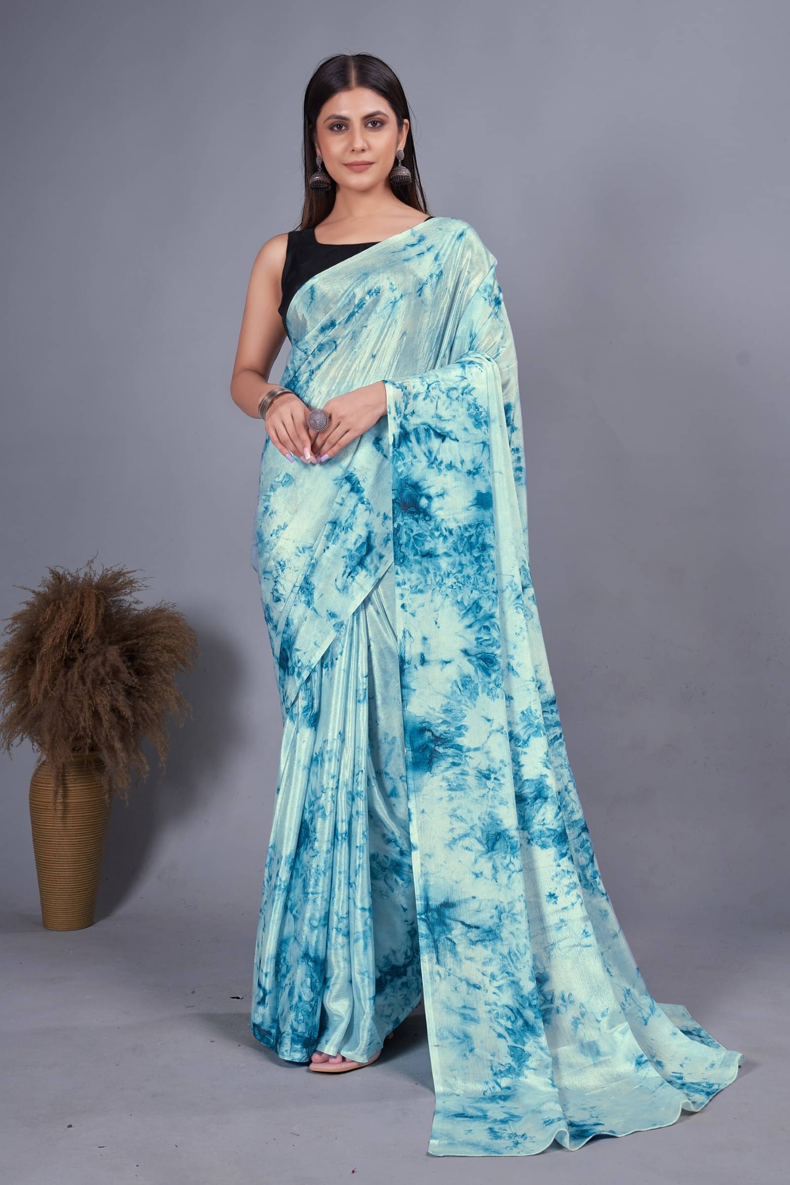 Shree Mahantam Linen Solid Saree With Unstitched Blouse Piece ( Aqua Blue ) Shree Mahantam Linen Solid Saree With Unstitched Blouse Piece ( Aqua Blue )