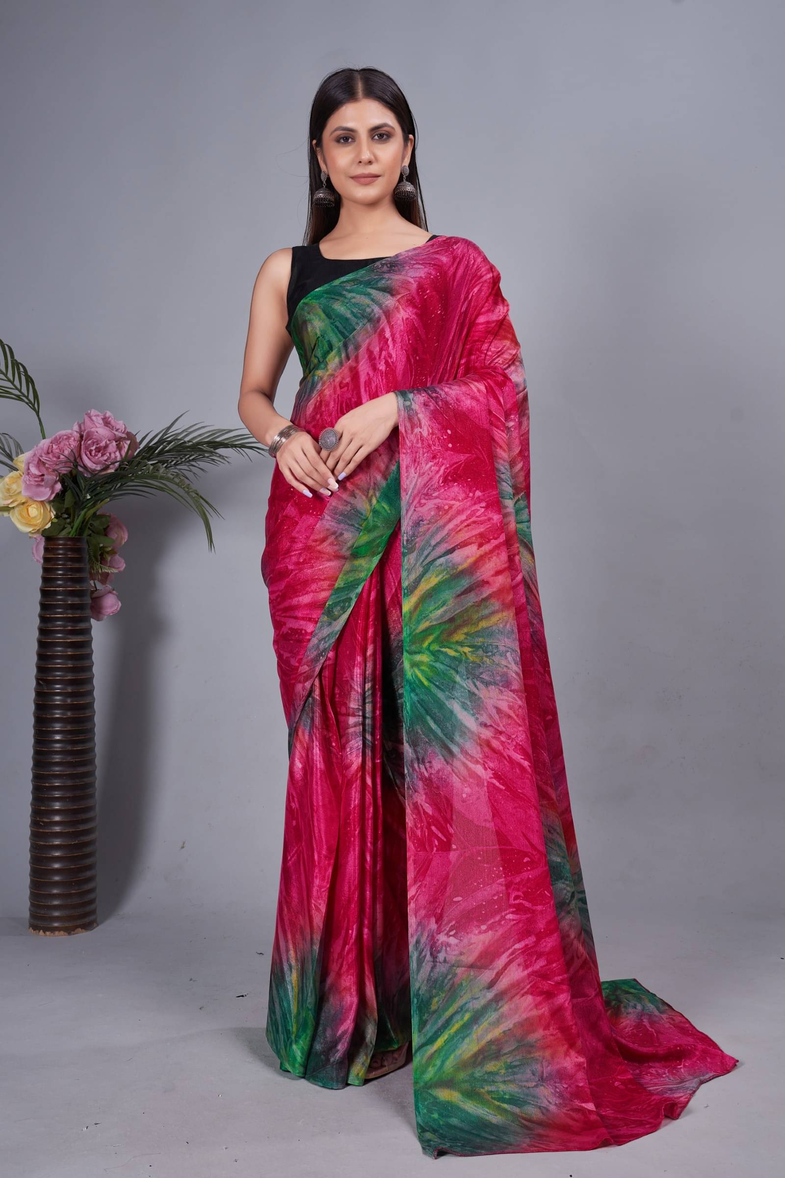 Shree Mahantam Linen Solid Saree With Unstitched Blouse Piece ( Red ) Shree Mahantam Linen Solid Saree With Unstitched Blouse Piece ( Red )