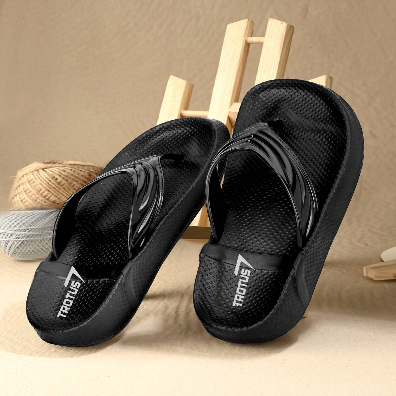     			Trotus Black Women's Daily Slipper