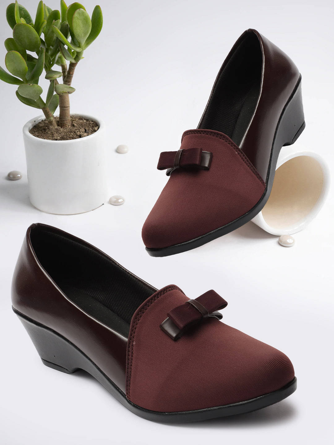     			XE Looks Brown Women's Casual Ballerinas
