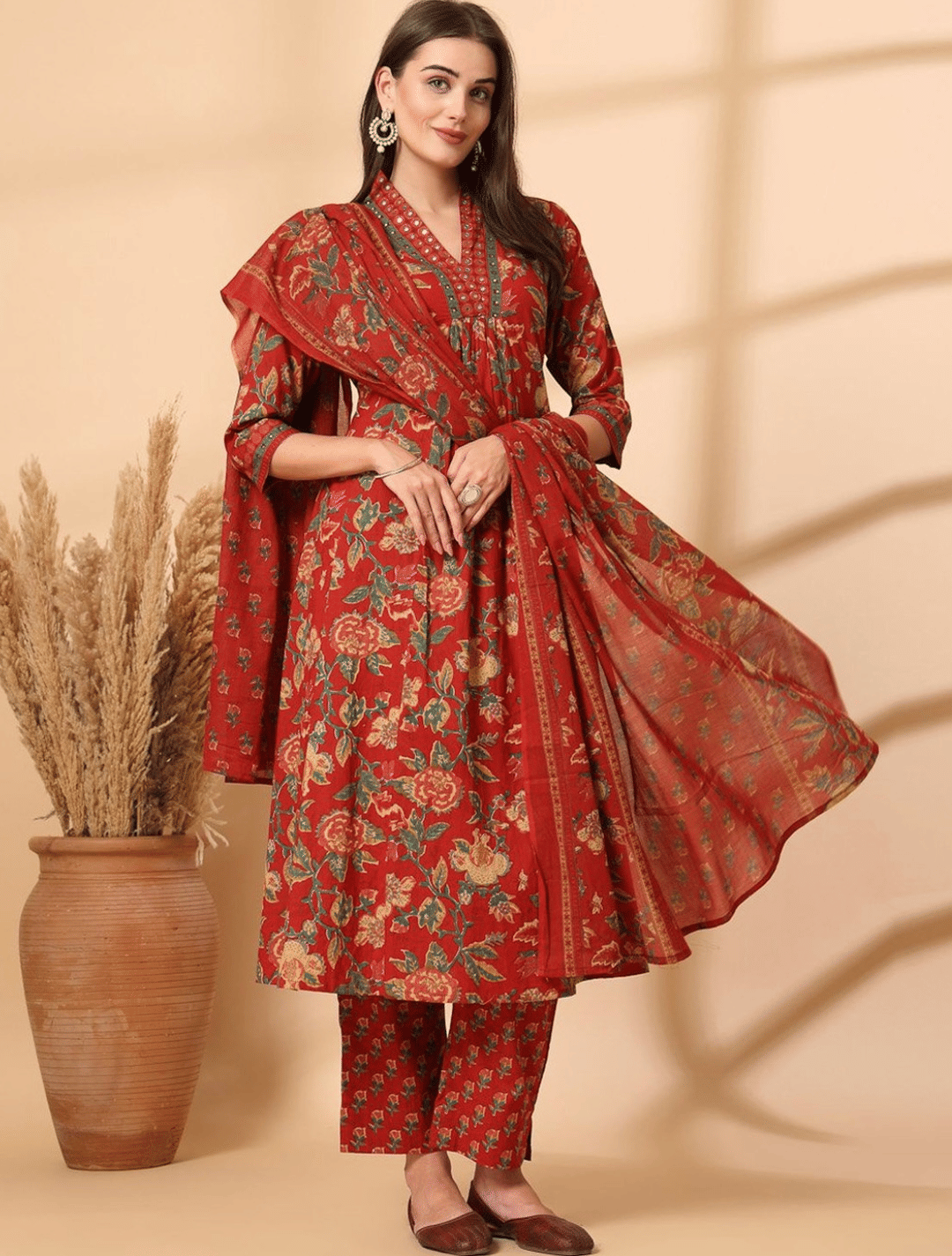    			YAGNIK FASHION Women Rayon Self Design Anarkali Kurti With Palazzo ( Red )