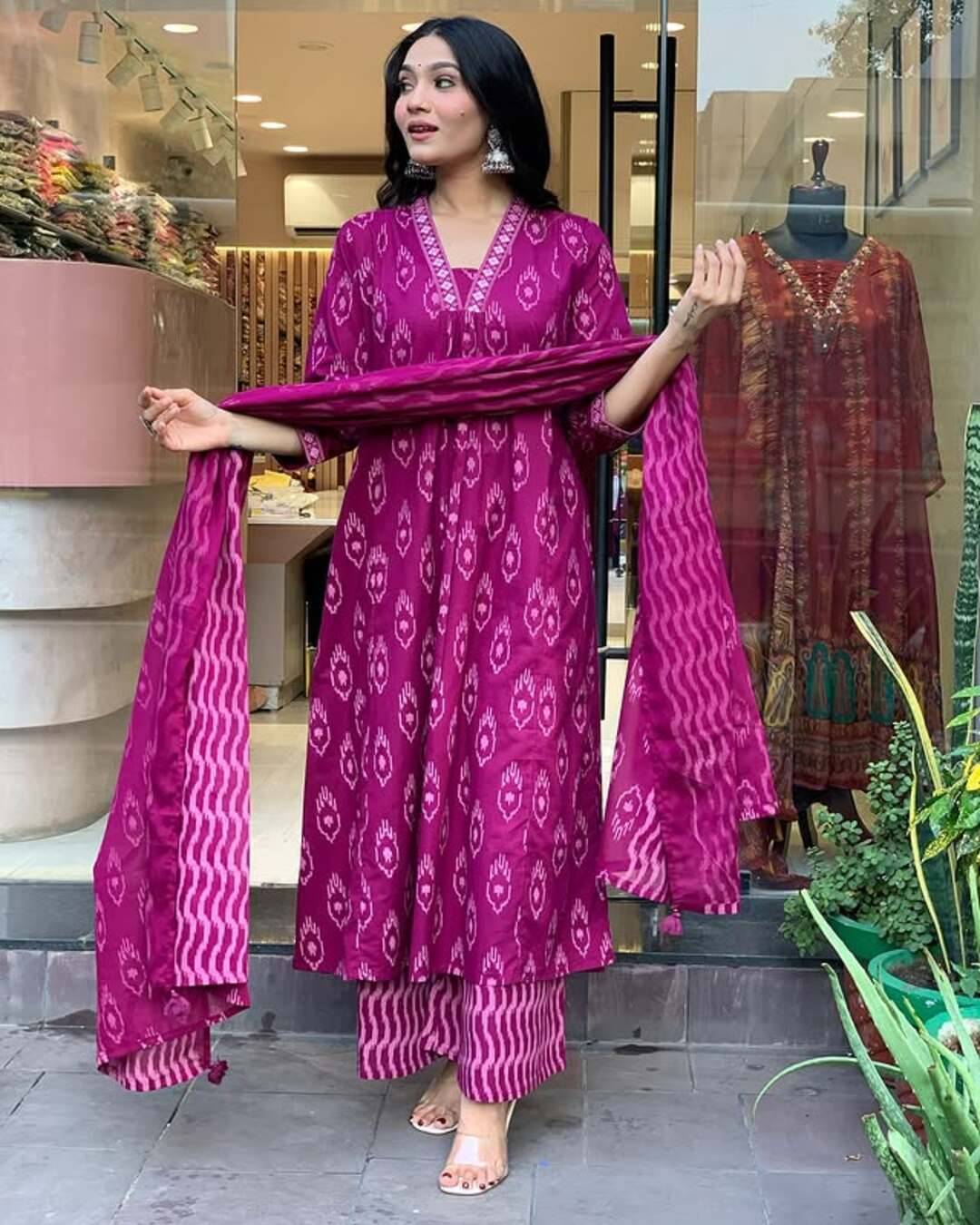     			YAGNIK FASHION Women Rayon Self Design Anarkali Kurti With Palazzo ( Wine )