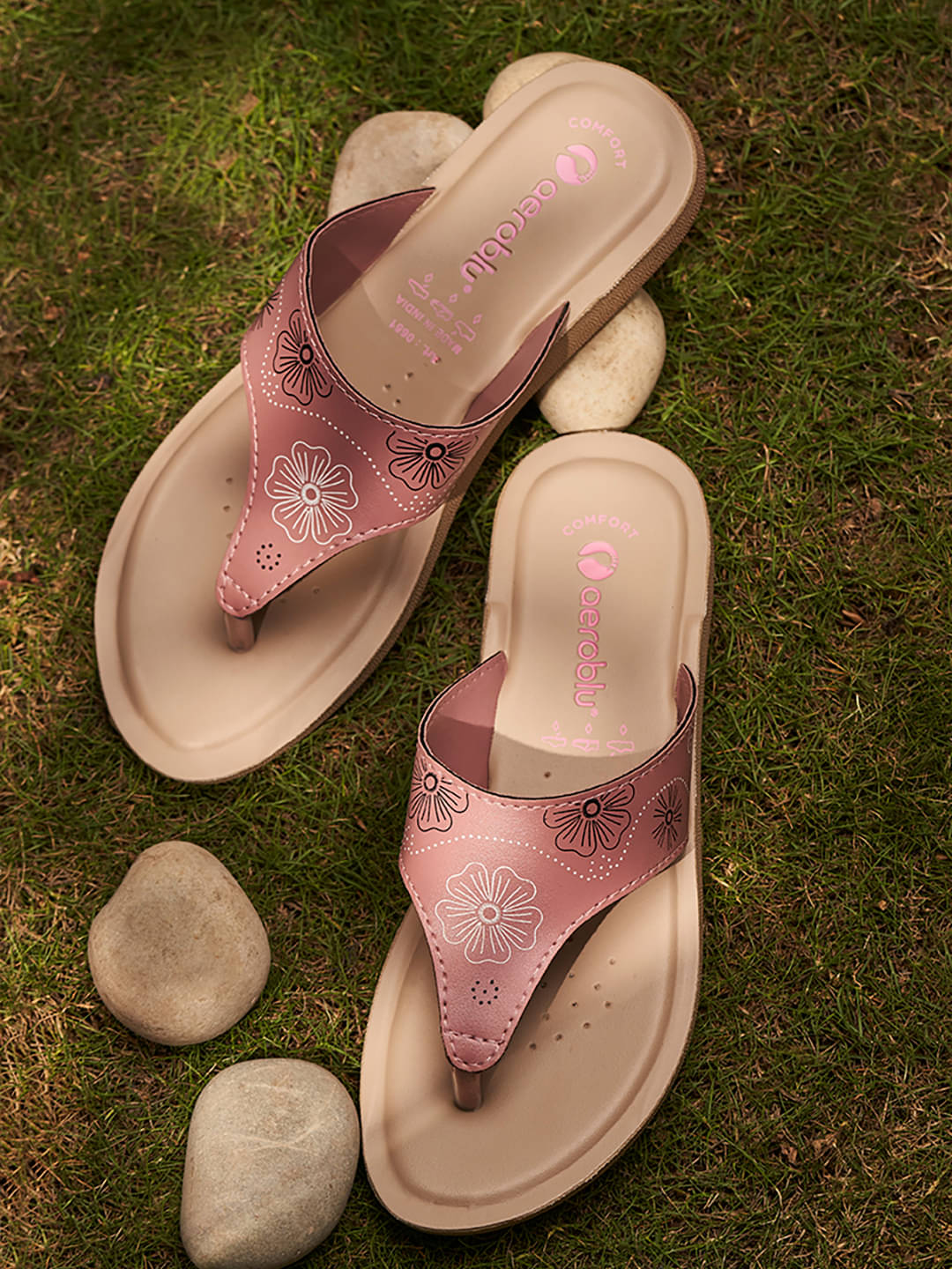     			Aeroblu Pink Women's Flats