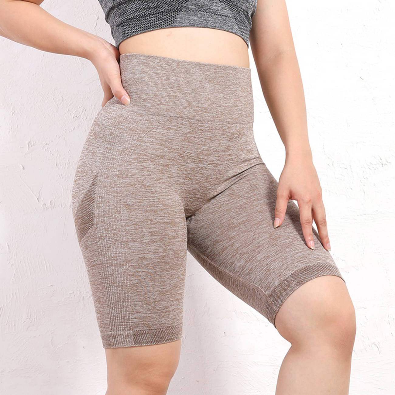 FLYING QUEEN Pack of 1 Spandex Women's Thigh Compressor ( Brown ) FLYING QUEEN Pack of 1 Spandex Women's Thigh Compressor ( Brown )