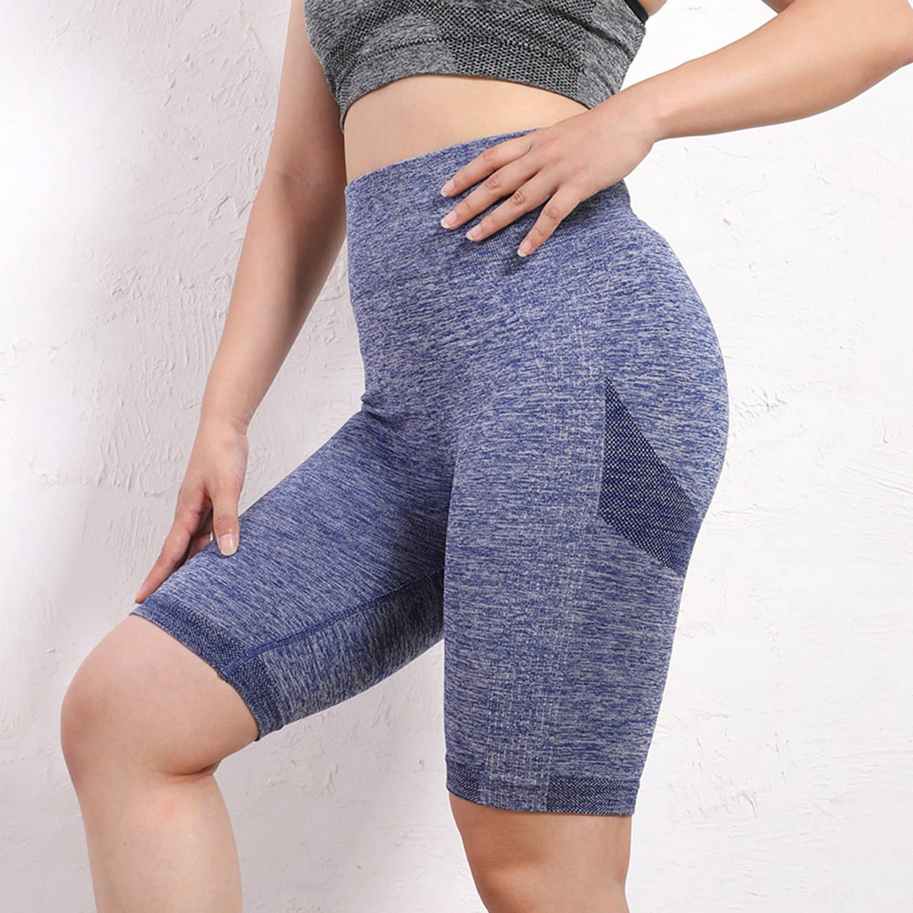 FLYING QUEEN Pack of 1 Spandex Women's Thigh Compressor ( Blue ) FLYING QUEEN Pack of 1 Spandex Women's Thigh Compressor ( Blue )