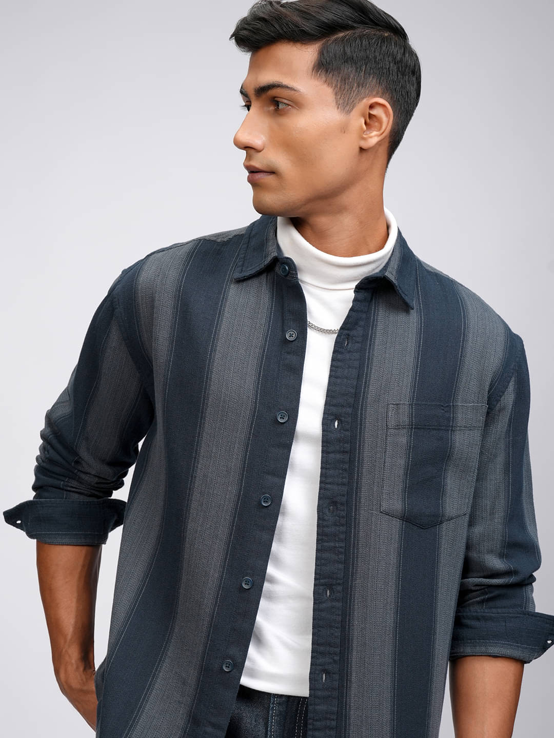 Highlander 100% Cotton Regular Fit Striped Full Sleeves Men's Casual Shirt - Multicolor ( Pack of 1 ) Highlander 100% Cotton Regular Fit Striped Full Sleeves Men's Casual Shirt - Multicolor ( Pack of 1 )