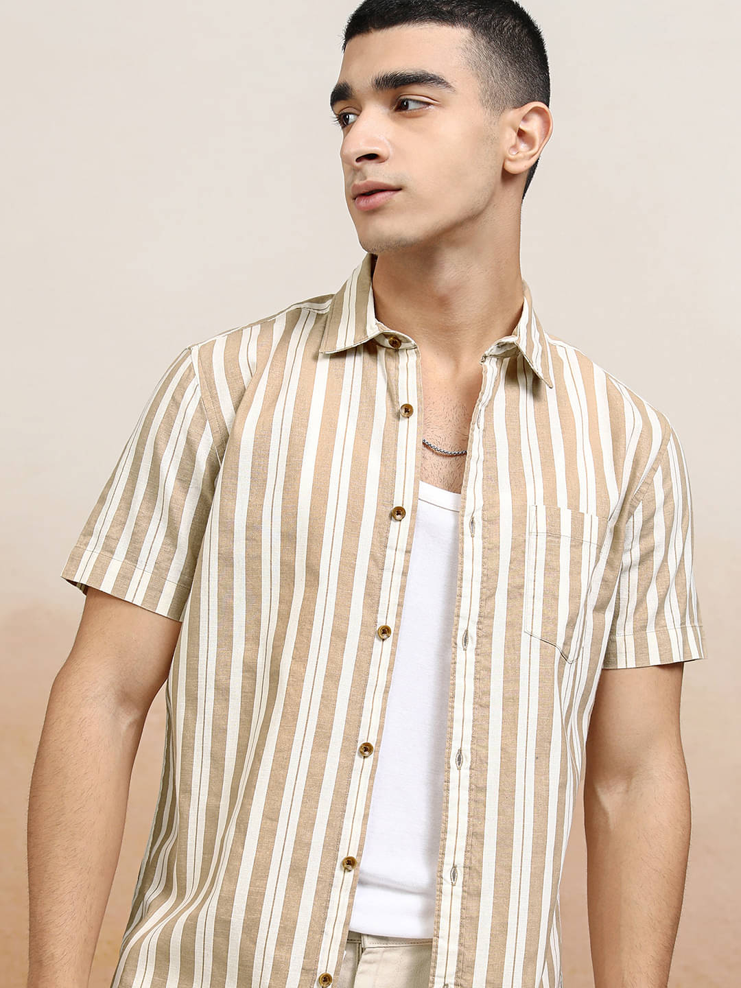 Highlander 100% Cotton Regular Fit Striped Half Sleeves Men's Casual Shirt - Multicolor ( Pack of 1 ) Highlander 100% Cotton Regular Fit Striped Half Sleeves Men's Casual Shirt - Multicolor ( Pack of 1 )