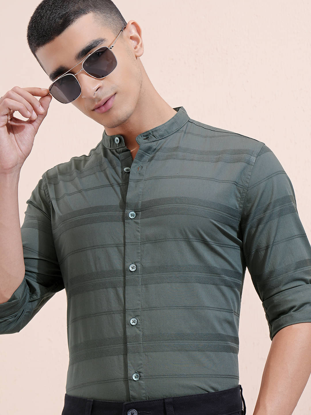     			Highlander 100% Cotton Regular Fit Striped Full Sleeves Men's Casual Shirt - Green ( Pack of 1 )